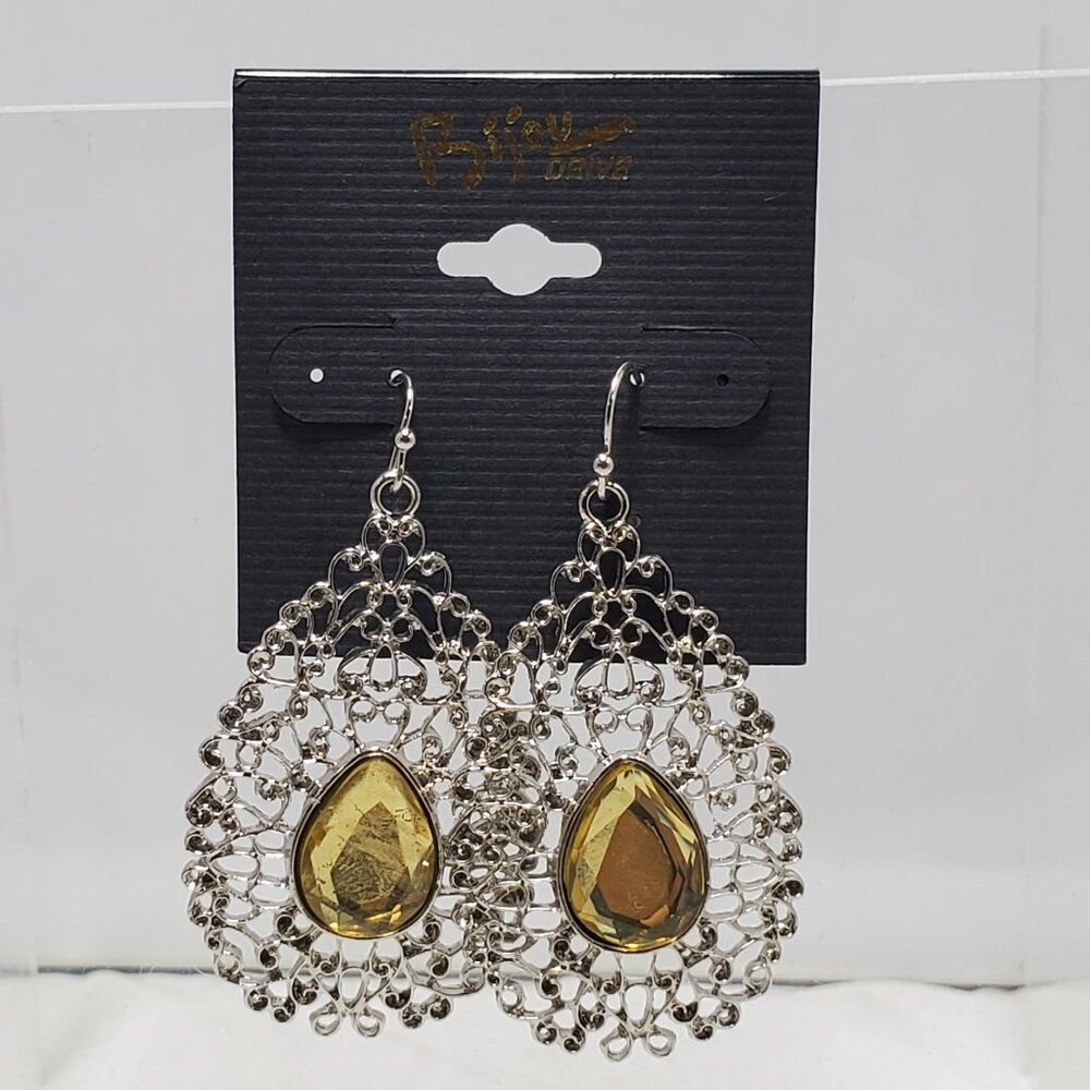 Bijou Silver-tone filigree dangle ear with teardrop-shaped golden-hued gemstone